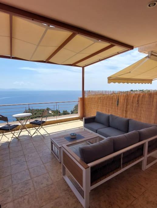 Simply Meraki Gytheian Apt With Panoramic Sea View Gythio Eksteriør billede